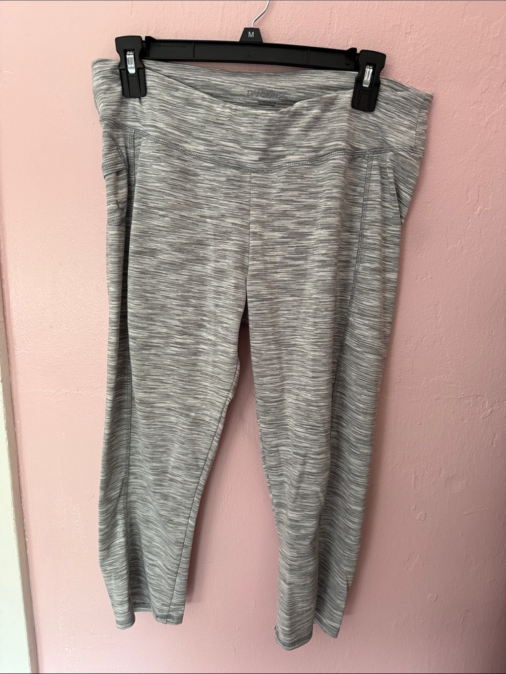 Danskin Gray Women's Active Cropped Leggings